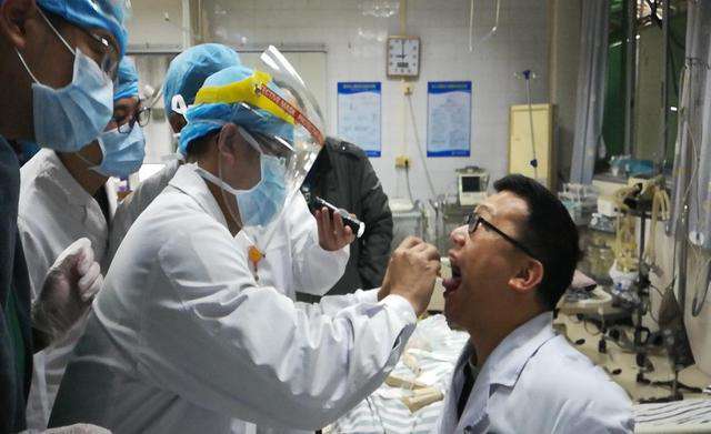 醫(yī)用手電筒的作用 醫(yī)用手電筒的作用