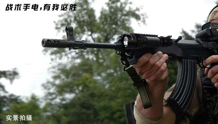 無處不在的中國制造——?jiǎng)e懷疑，美軍戰(zhàn)術(shù)手電也是中國制造的??！